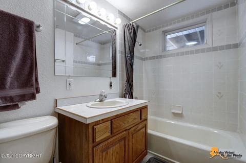 8015 E 3rd Ave, Anchorage, AK 99504 photo 33