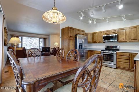 8015 E 3rd Ave, Anchorage, AK 99504 photo 18