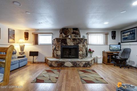 8015 E 3rd Ave, Anchorage, AK 99504 photo 29