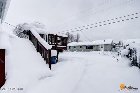 8015 E 3rd Ave, Anchorage, AK 99504 photo 4