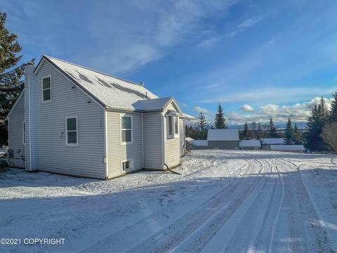 1983 East End Rd, Homer, AK 99603 photo 5