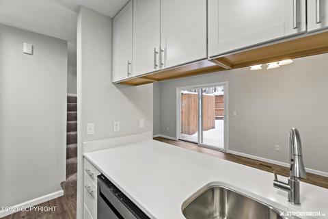 840 E 76th Ave # 110, Anchorage, AK 99518 photo 11