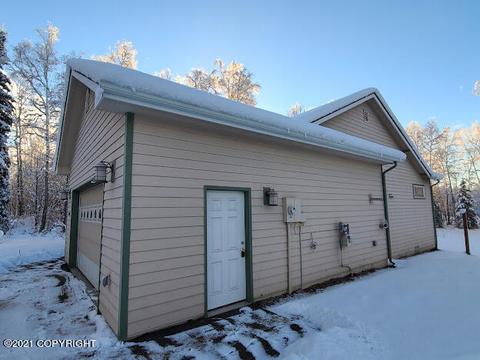 24280 Reese Rd, Chugiak, AK 99567 photo 2