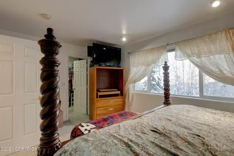 2121 Lore Rd, Anchorage, AK 99507 photo 14