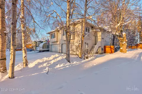 2121 Lore Rd, Anchorage, AK 99507 photo 3