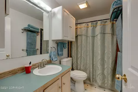 2121 Lore Rd, Anchorage, AK 99507 photo 9