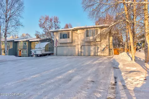 2121 Lore Rd, Anchorage, AK 99507 photo 2