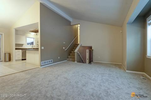 17538 Laoana Cir, Eagle River, AK 99577 photo 6