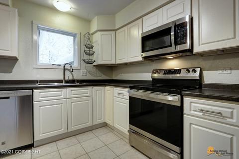 17538 Laoana Cir, Eagle River, AK 99577 photo 11