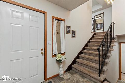 17632 Monte Rd, Eagle River, AK 99577 photo 3