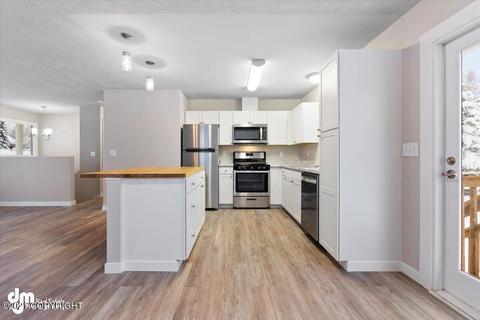 8001 E 20th Ave, Anchorage, AK 99504 photo 11