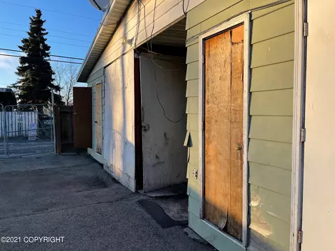 3924 E 8th Ave, Anchorage, AK 99508 photo 20
