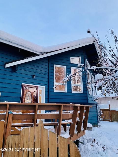 7227 Bern St, Anchorage, AK 99518 photo 2