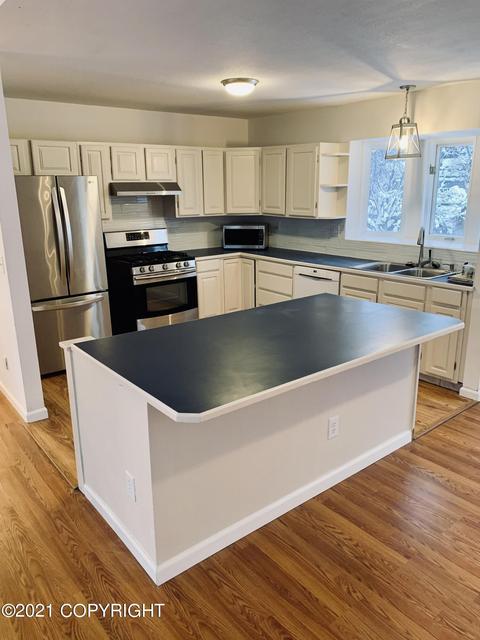 7227 Bern St, Anchorage, AK 99518 photo 16