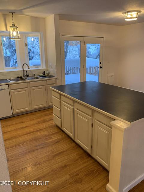 7227 Bern St, Anchorage, AK 99518 photo 21