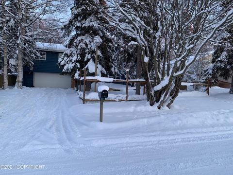 7227 Bern St, Anchorage, AK 99518 photo 5