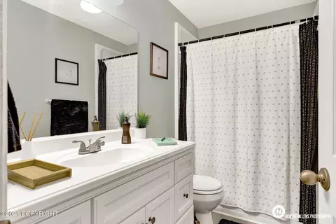 6510 E 11th Ave, Anchorage, AK 99504 photo 12