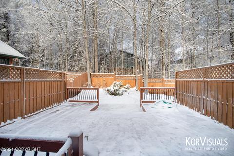 8833 Dome Cir, Eagle River, AK 99577 photo 32