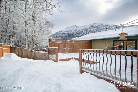 8833 Dome Cir, Eagle River, AK 99577 photo 31