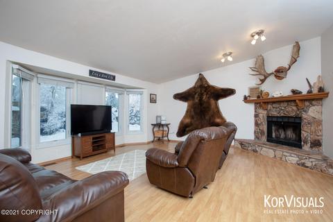 8833 Dome Cir, Eagle River, AK 99577 photo 7