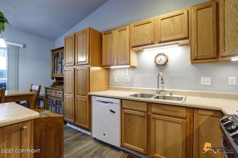 6915 Briar Loop # 52, Anchorage, AK 99518 photo 9