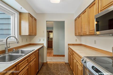 3352 Wiley Post Loop, Anchorage, AK 99517 photo 17