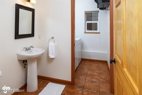 9122 Eagle River Ln, Eagle River, AK 99577 photo 30