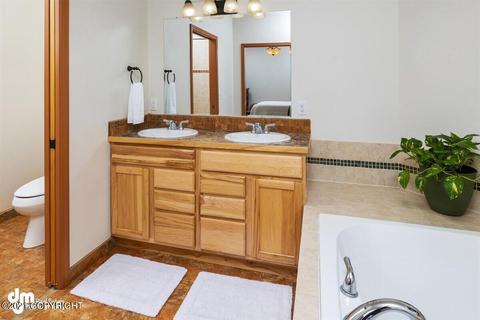 9122 Eagle River Ln, Eagle River, AK 99577 photo 29