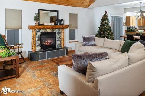 9122 Eagle River Ln, Eagle River, AK 99577 photo 6