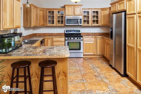 9122 Eagle River Ln, Eagle River, AK 99577 photo 17