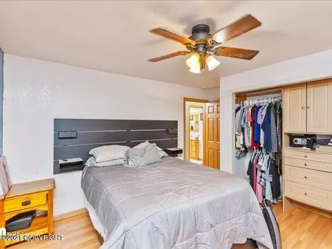 5301 E 30th Ave, Anchorage, AK 99508 photo 11