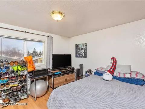 5301 E 30th Ave, Anchorage, AK 99508 photo 18