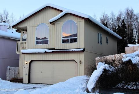 8715 Cross Pointe Loop, Anchorage, AK 99504 photo 2