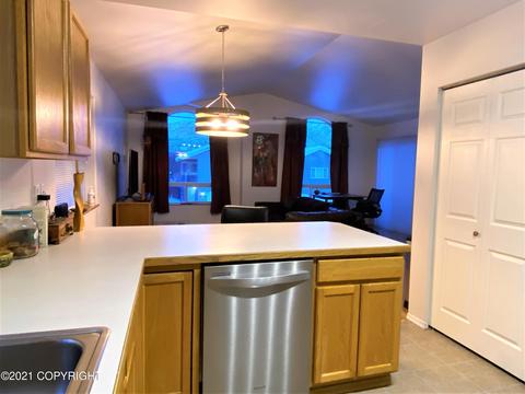 8715 Cross Pointe Loop, Anchorage, AK 99504 photo 13