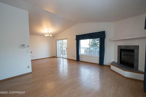 8132 E 6th Ave, Anchorage, AK 99504 photo 6