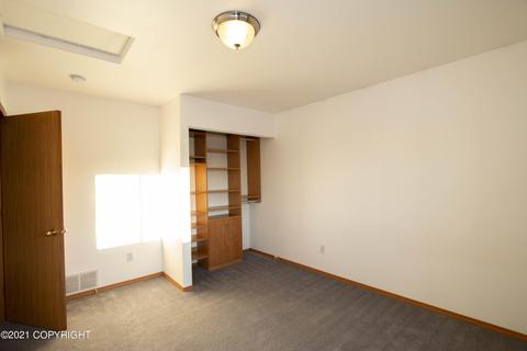 8132 E 6th Ave, Anchorage, AK 99504 photo 23