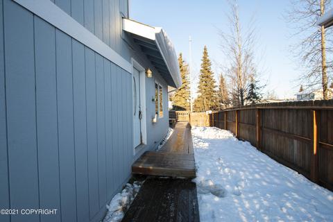 8132 E 6th Ave, Anchorage, AK 99504 photo 4