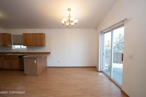 8132 E 6th Ave, Anchorage, AK 99504 photo 7