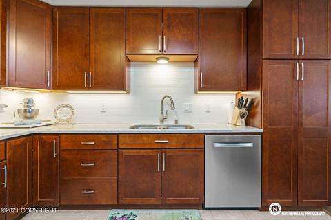 600 Highlander Cir, Anchorage, AK 99518 photo 11