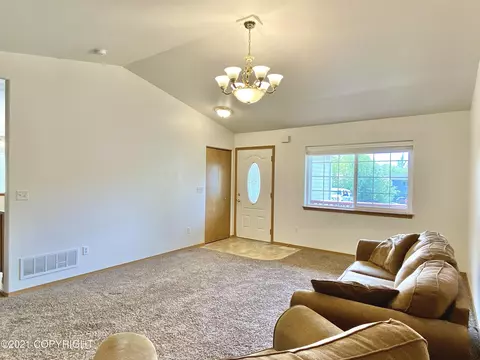 1801 N Patsy St, Wasilla, AK 99654 photo 4