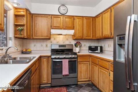 9506 Dundas Cir, Eagle River, AK 99577 photo 9