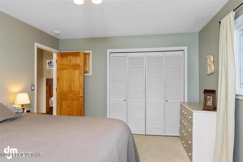9506 Dundas Cir, Eagle River, AK 99577 photo 22