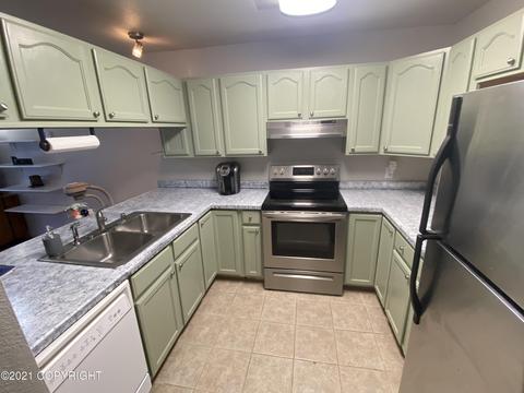 12034 Regency Dr, Eagle River, AK 99577 photo 3