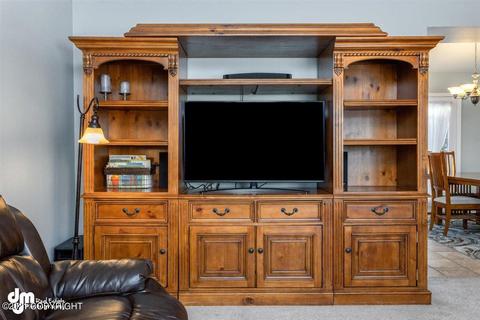 19138 Danny Dr, Eagle River, AK 99577 photo 4