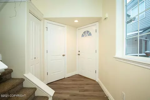 6593 Whispering Loop, Anchorage, AK 99504 photo 6