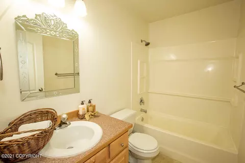 6593 Whispering Loop, Anchorage, AK 99504 photo 22