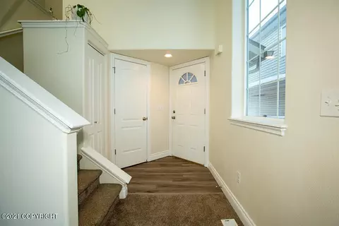 6593 Whispering Loop, Anchorage, AK 99504 photo 8