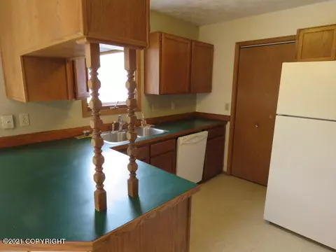 2301 E 68th Ave, Anchorage, AK 99507 photo 4