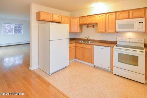 501 E 13th Ave # 28, Anchorage, AK 99501 photo 4