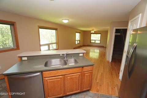 17631 N Juanita Loop, Eagle River, AK 99577 photo 8